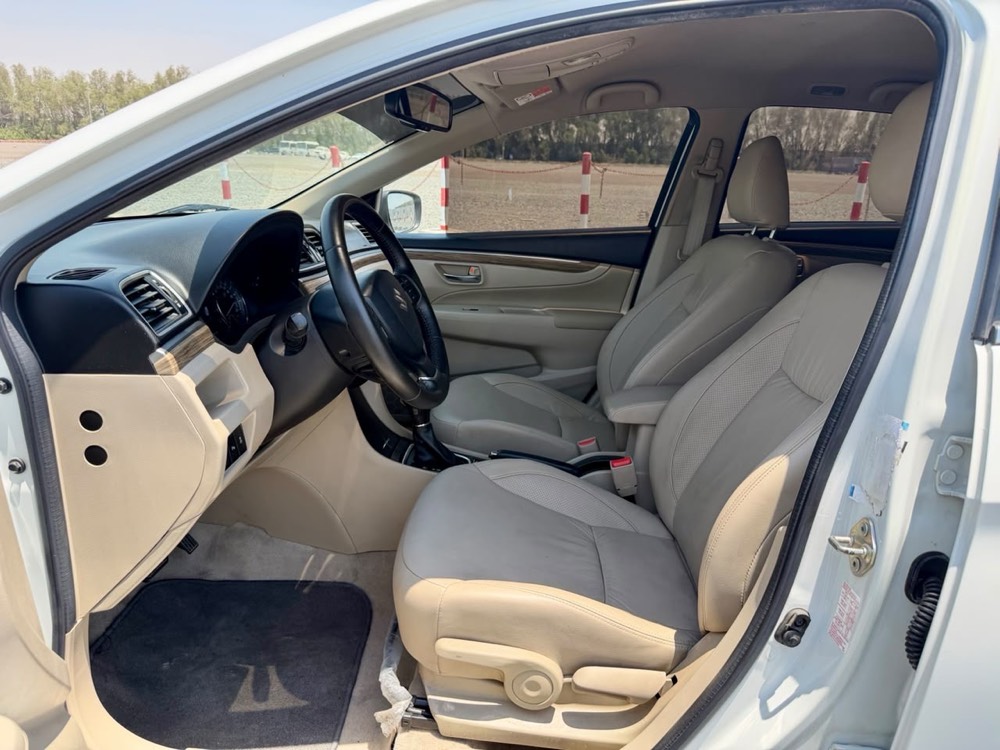 Suzuki Ciaz VERY GOOD COMDITION 2023 photo 9