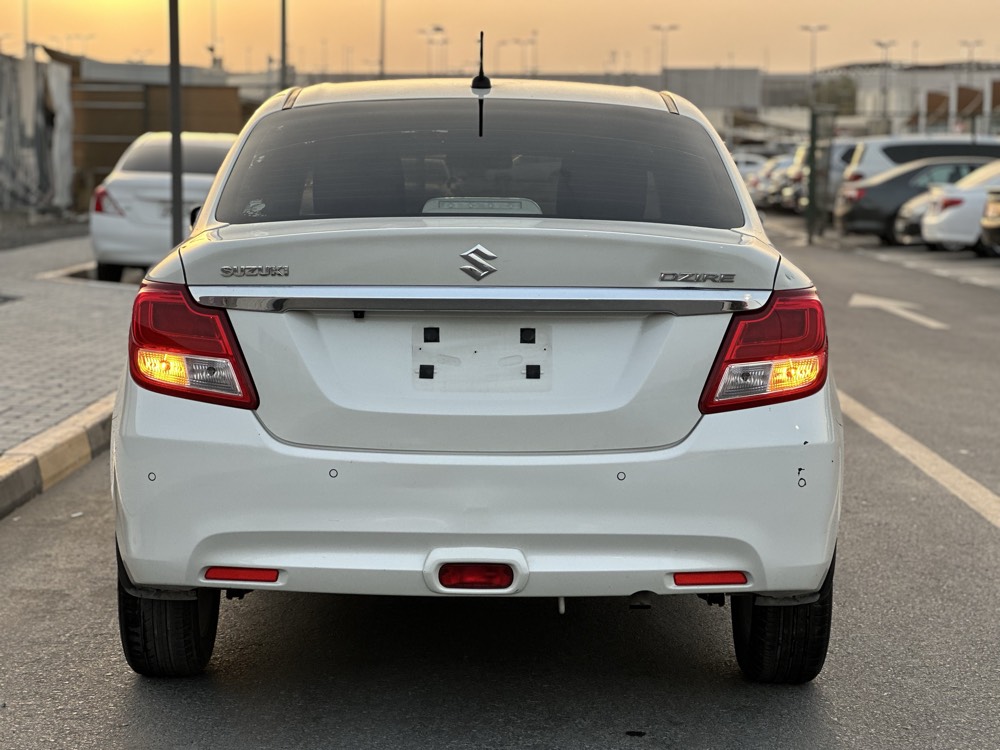 Suzuki Dzire GOOD CONDITION 2023 photo 2