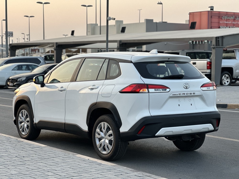 Toyota Corolla Cross BRAND NEW 2022 photo 6