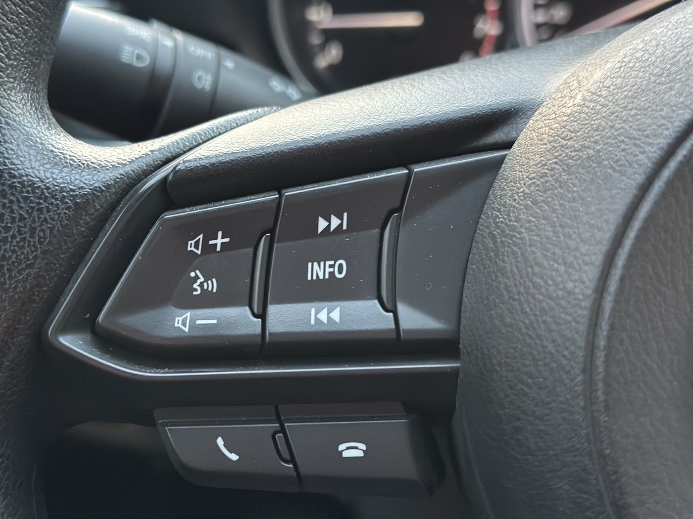 Mazda 6 photo 10