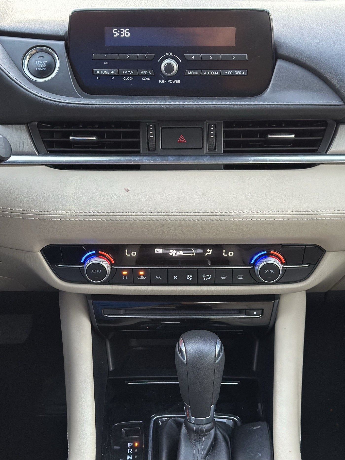 Mazda 6 photo 8