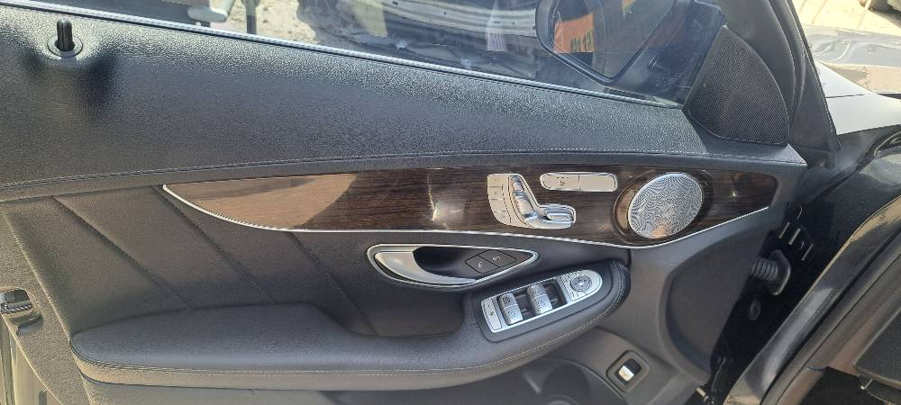Mercedes-Benz C-Class C 400 2015 photo 9