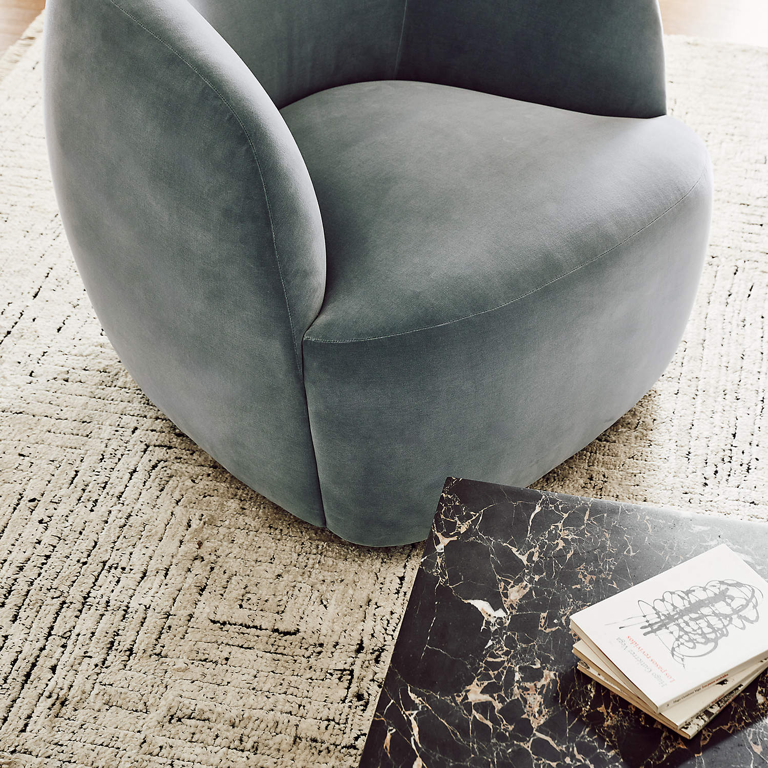Lips Swivel Chair by Andrea Sanguineti