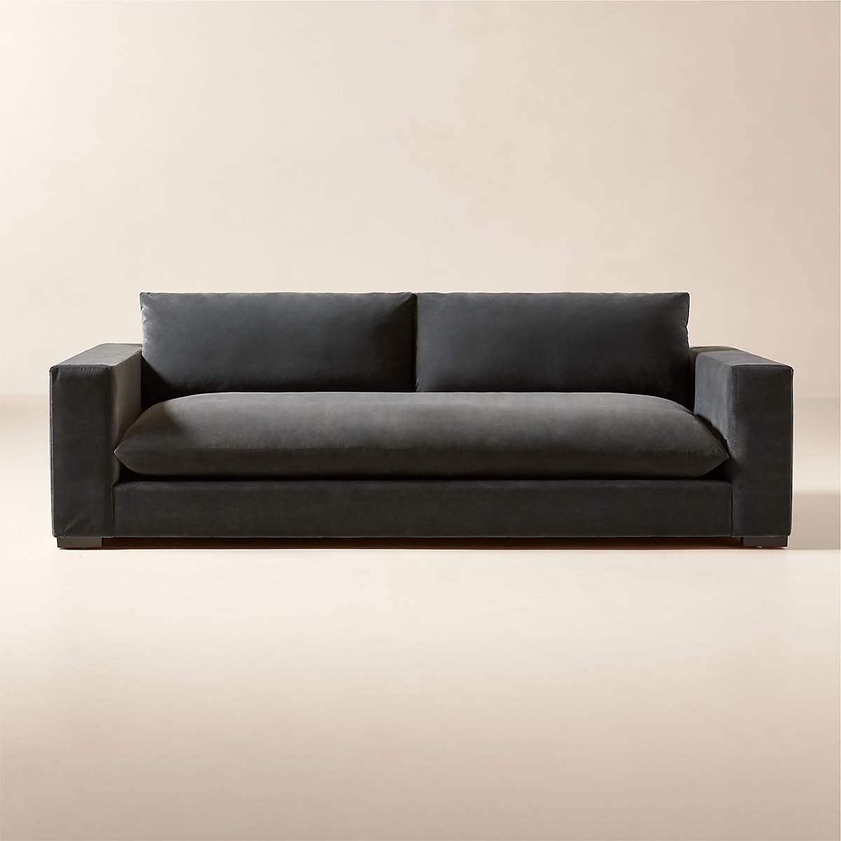 Deso Deep Seat Sofa by Carolina Bianchini