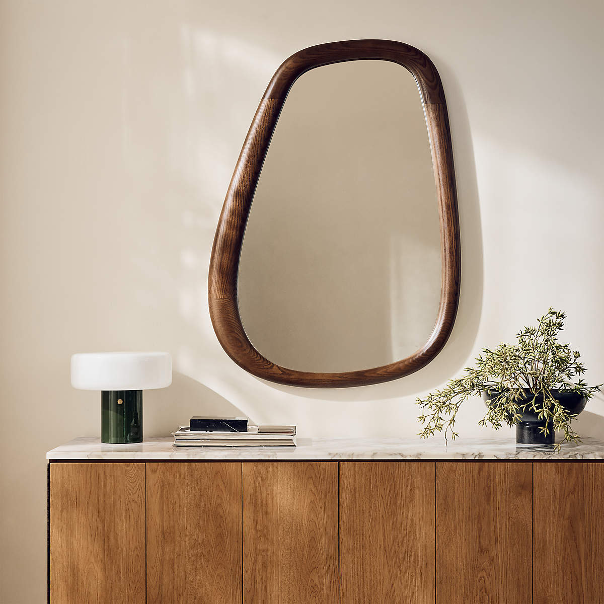 Kleo Wall Mirror by Carolina Bianchini
