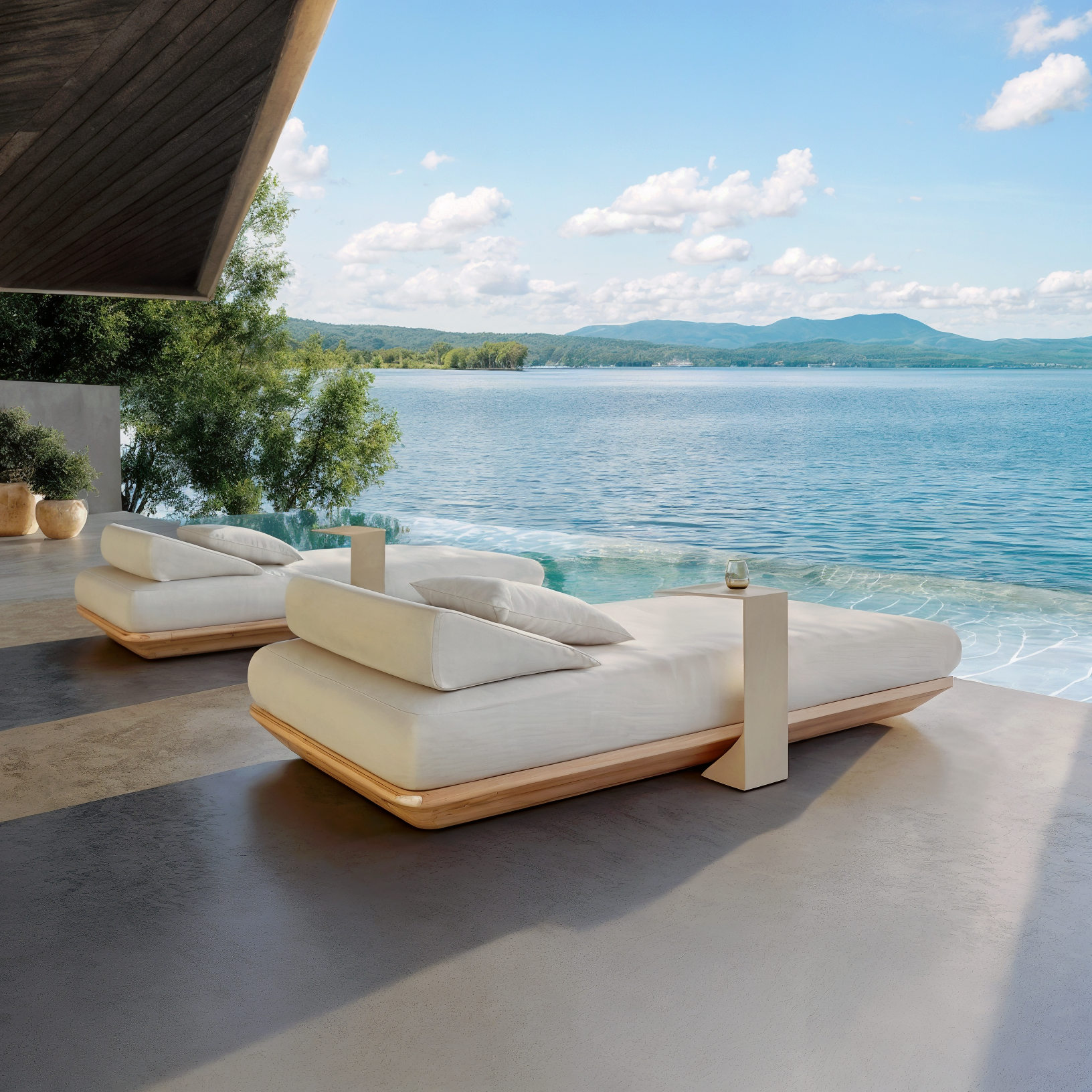 Drift Outdoor Sun Lounge