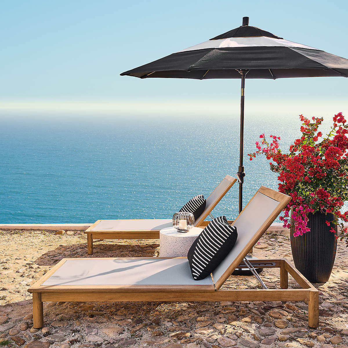 Cabra Sun Lounge by Jannis Ellenberger