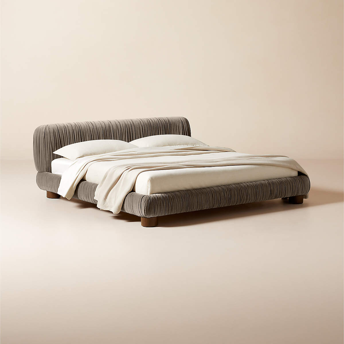 Cantar Bed by Jannis Ellenberger
