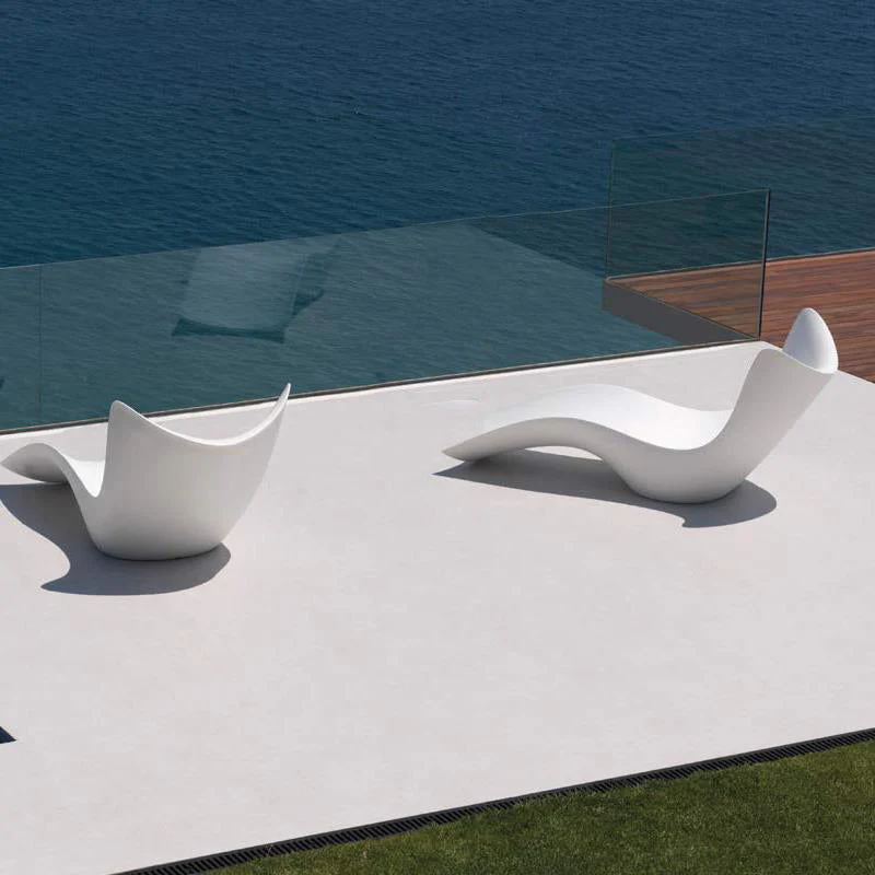 Surf Sun Lounge by Karim Rashid