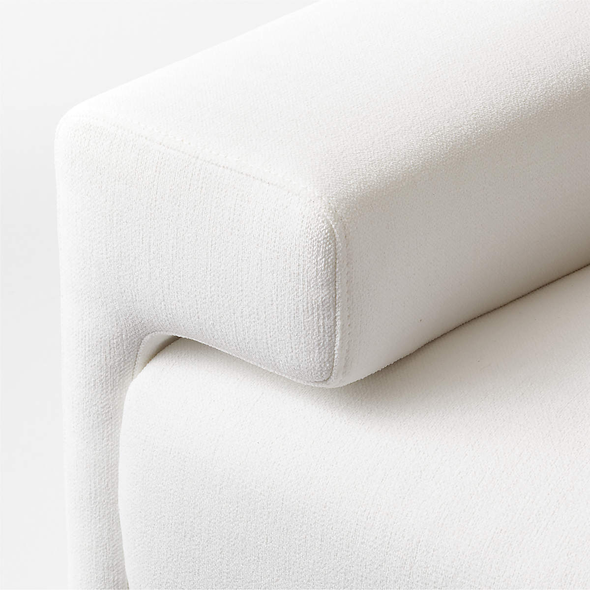 Camden Lounge Chair by Mermelada Estudio
