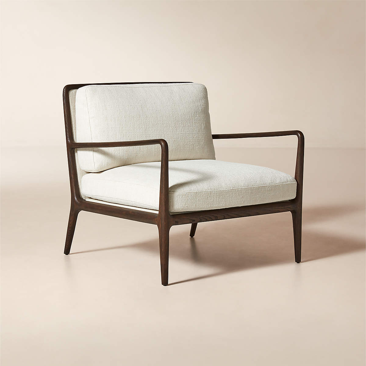 Lupo Accent Chair by Mermelada Estudio