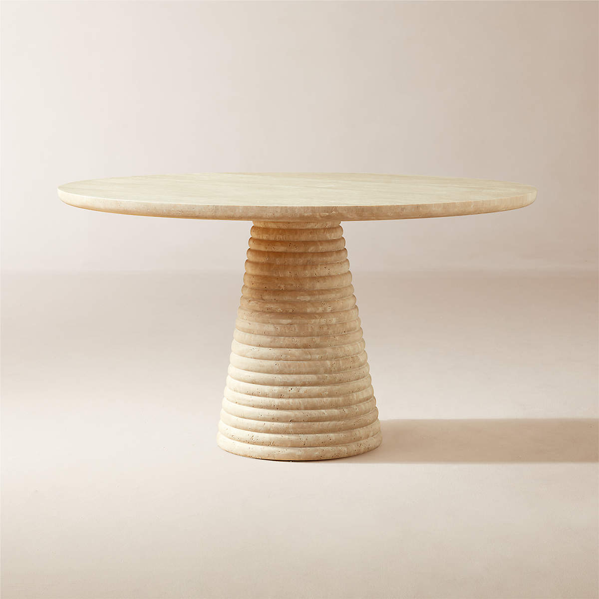 Taza Travertine Dining Table by Mermelada Estudio