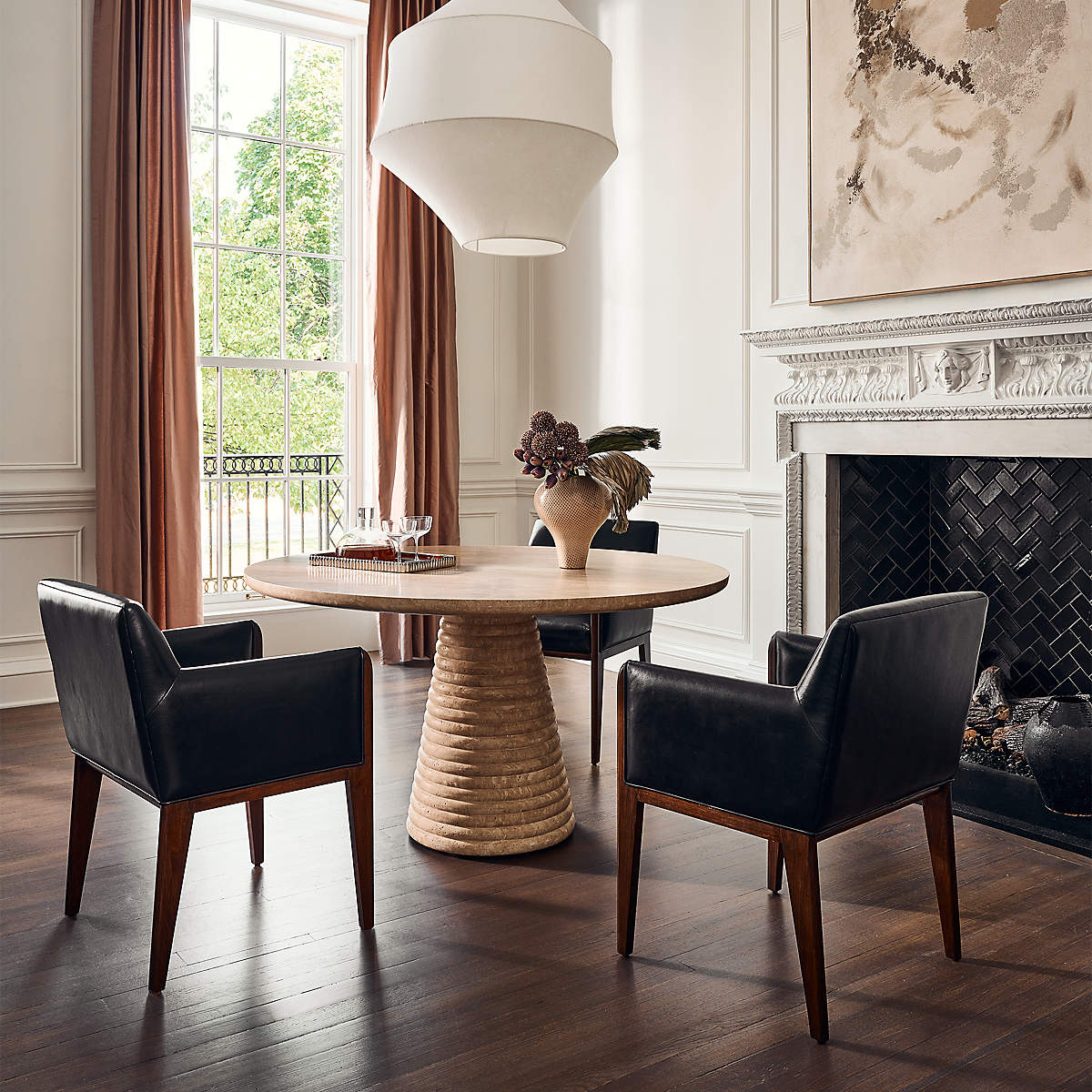 Taza Travertine Dining Table by Mermelada Estudio