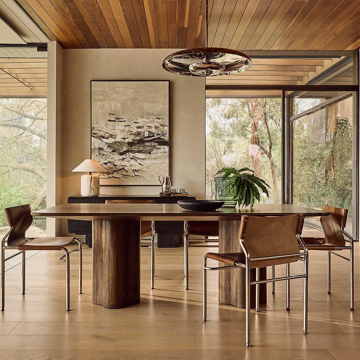 Viggo Dining Table by Mermelada Estudio
