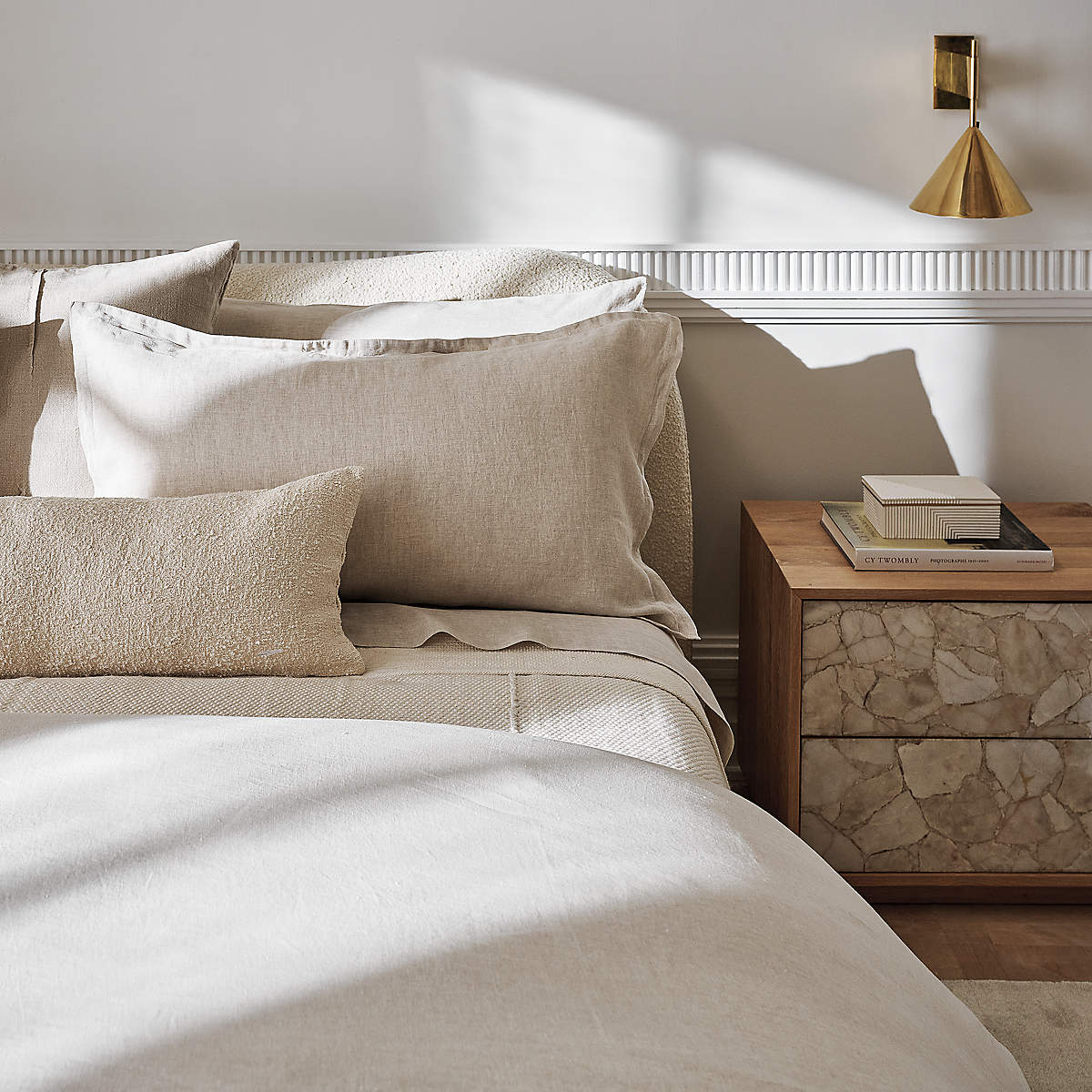 Diana King Bed by Ross Cassidy
