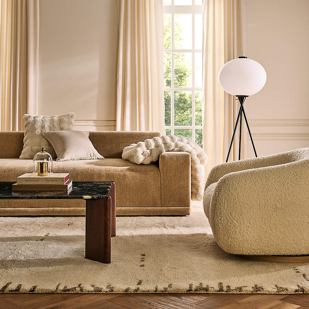 Laszlo Swivel Chair by Ross Cassidy