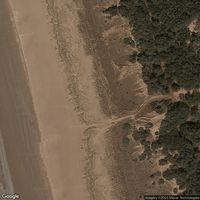 Plage De La Pierre Attelee