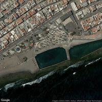 Playa Y Piscinas Naturales Castillo Del Romeral