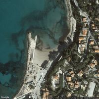 Plage La Madrague De Saint-Cyr