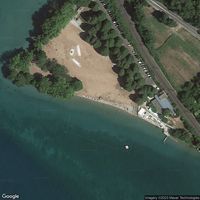 Plage Municipale De La Base De Loisirs De Brison