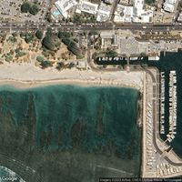 Plage Centre Ville De Saint-Pierre