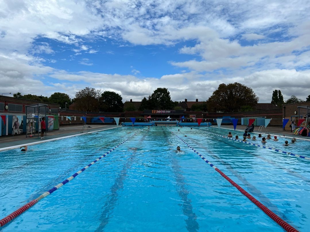 Charlton Lido, Aug 2022