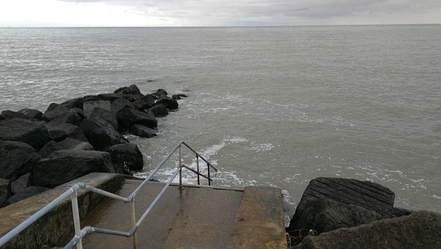 Sheringham, Wee Retreat Steps