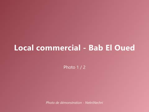 Local commercial avec vitrine