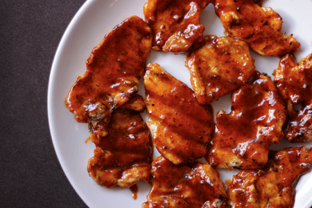 MEDIO POLLO A LA BBQ