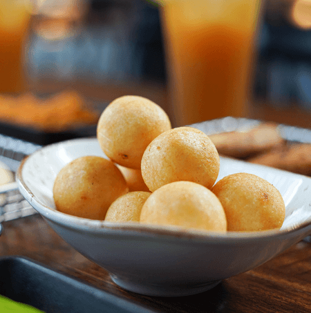 BUÑUELOS DE YUCA