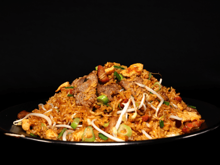 ARROZ FRITO TRES  CARNES