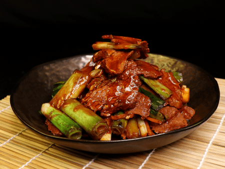 LOMITO CON JENGIBRE Y CEBOLLÍN