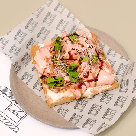 Pizza Bianca de Mortadela (Slice)