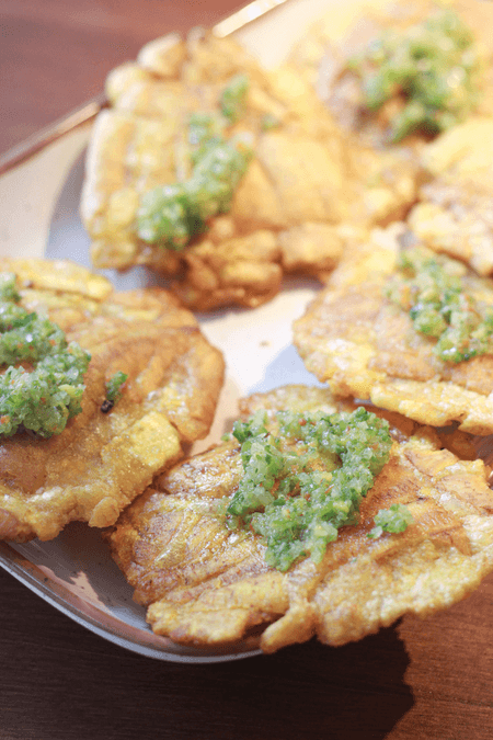 TOSTONES