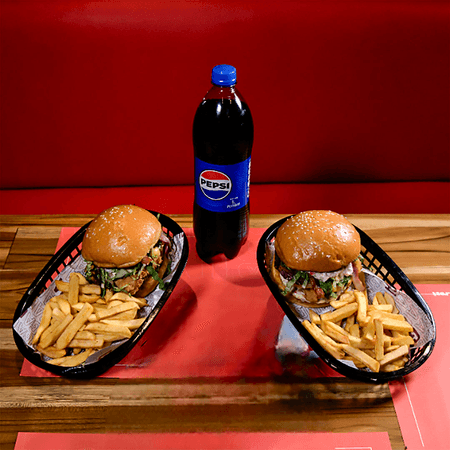 2 BURGER + PAPAS FRITAS + PEPSI 1L