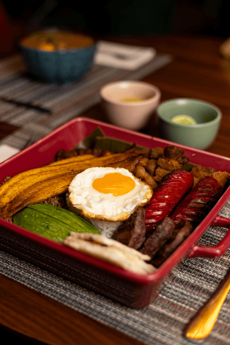 BANDEJA PAISA