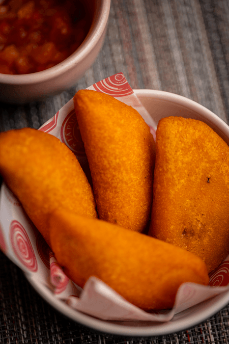 EMPANADITAS DE IGLESIA