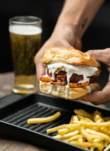 HAMBURGUESA COLOMBIANA