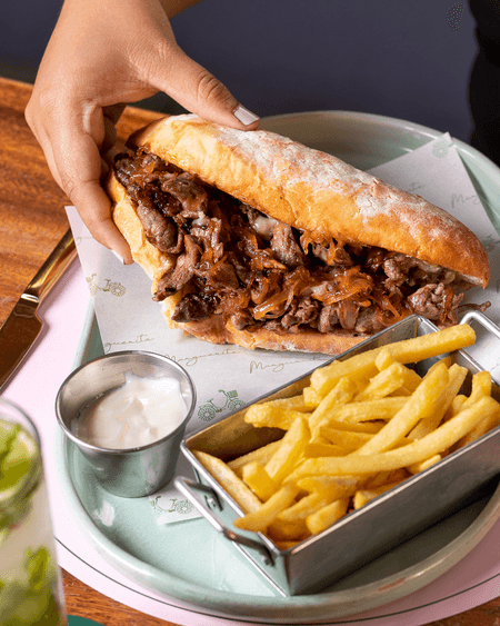 STEAK SANDWICH