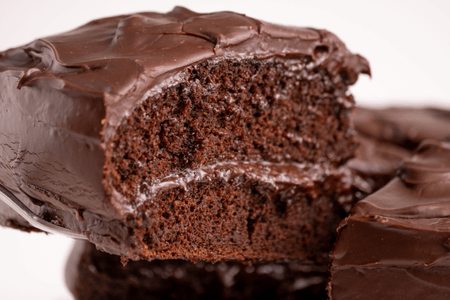 SLICE DE MATILDA CAKE