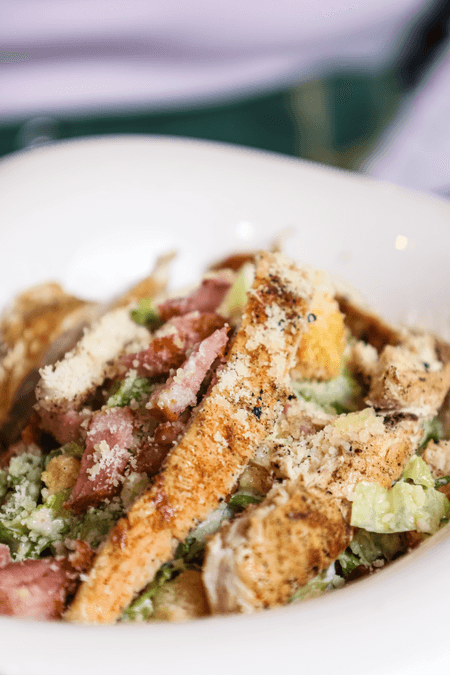 Ensalada Cesar con pollo