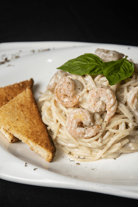 Pasta bechamel con camarones