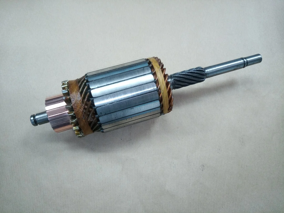 Wirnik MAGNETI MARELLI 12V 296,00MM