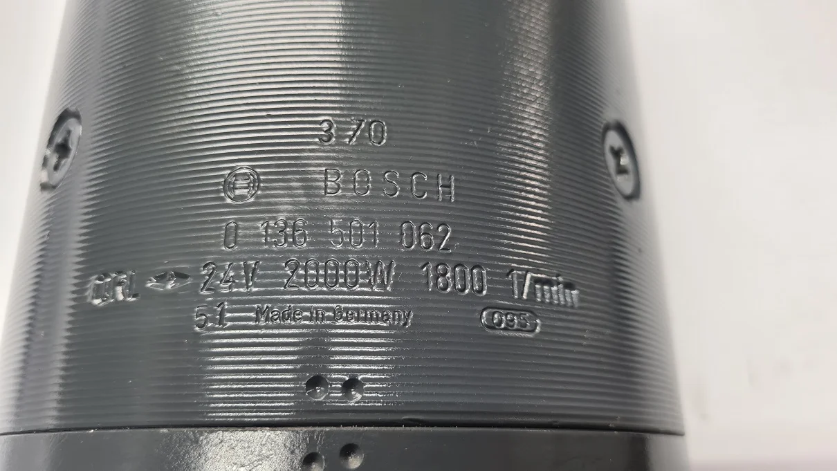 Zdjęcie 4 · Silnik D.C Bosch 0136501062 24V 2kW