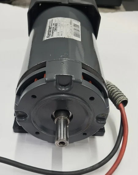 Zdjęcie 3 · Silnik D.C Kerstner 1Z9033-0025 12V 0,6kW