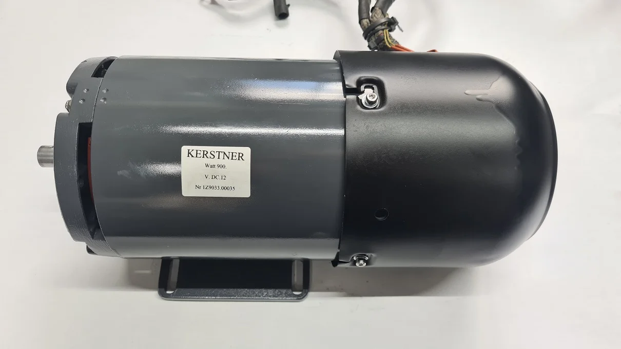 Silnik D.C Kerstner 1Z9033-0035 12V 0,9kW