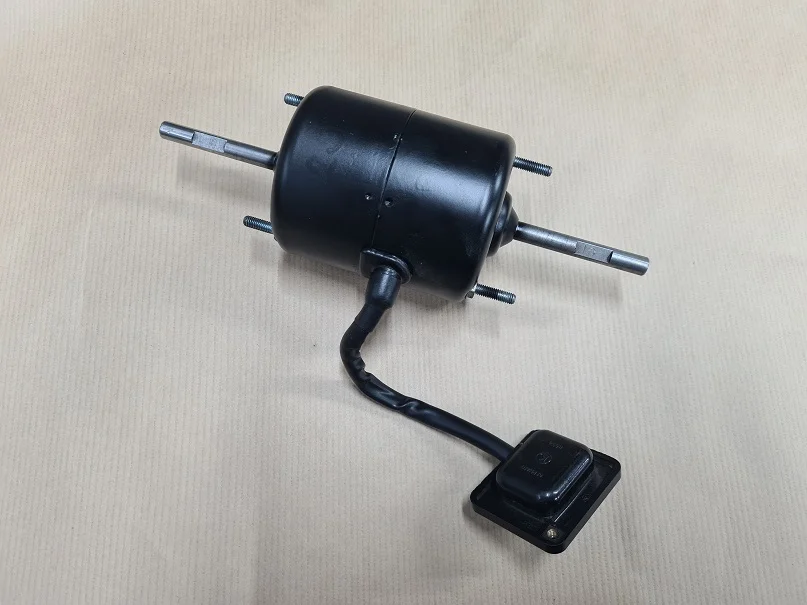 Silnik D.C Bosch 0130103004 12V