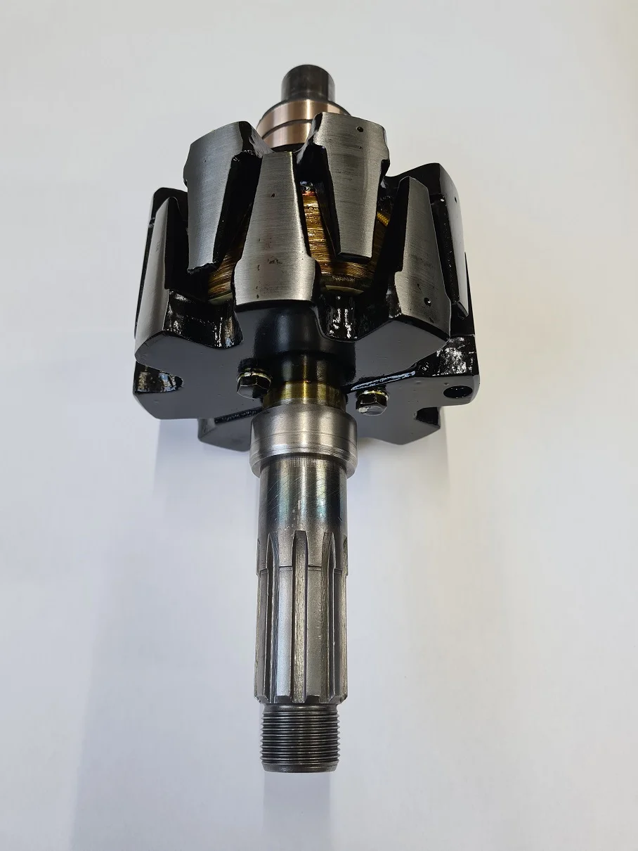 Zdjęcie 2 · Wirnik Alternatora Bosch 2124037035 28V