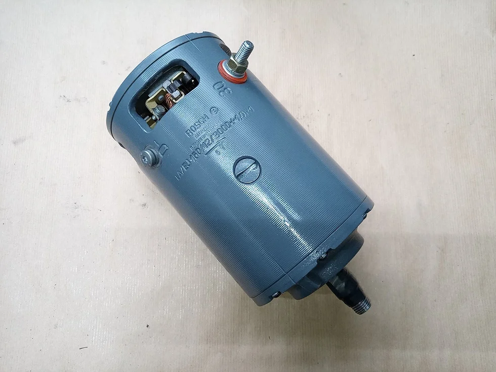 Dynastarter Bosch LA/EJ160/12/3000+1,0R1 12V 0,9kW