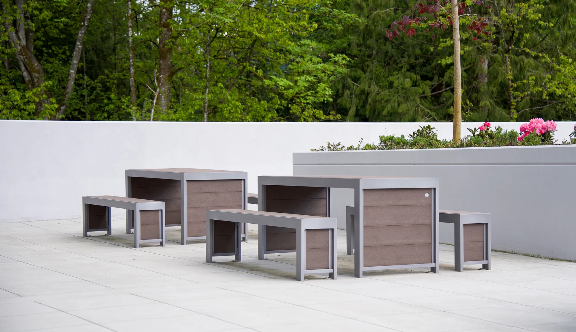 Wishbone Urban Form Picnic Tables at The Xchange Business Center